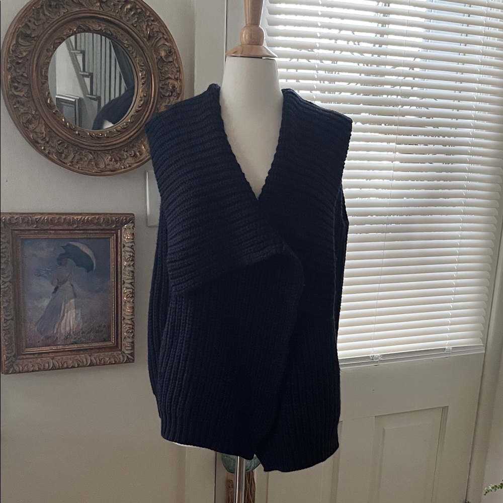 Chic Black(dark navy)Women's Cardigan
